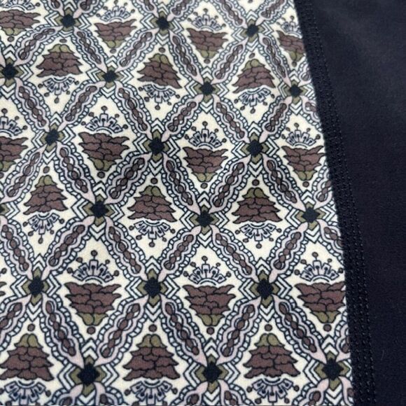 Athleta Mantra Print Leggings Cropped Navy White Print XS - Picture 9 of 10